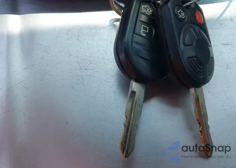 2010 Ford Escape Xlt из США, поврежденный, VIN 1FMCU0D78AKA77841